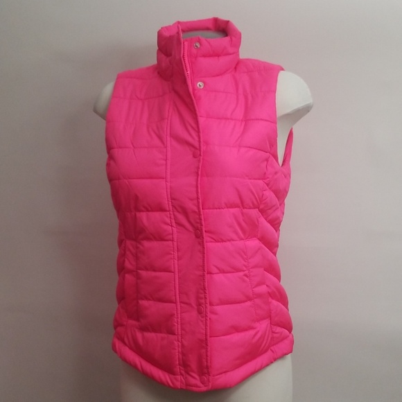 GAP Jackets & Blazers - Nwt GAP puffer vest